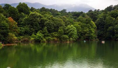 دریاچه الیمالات
