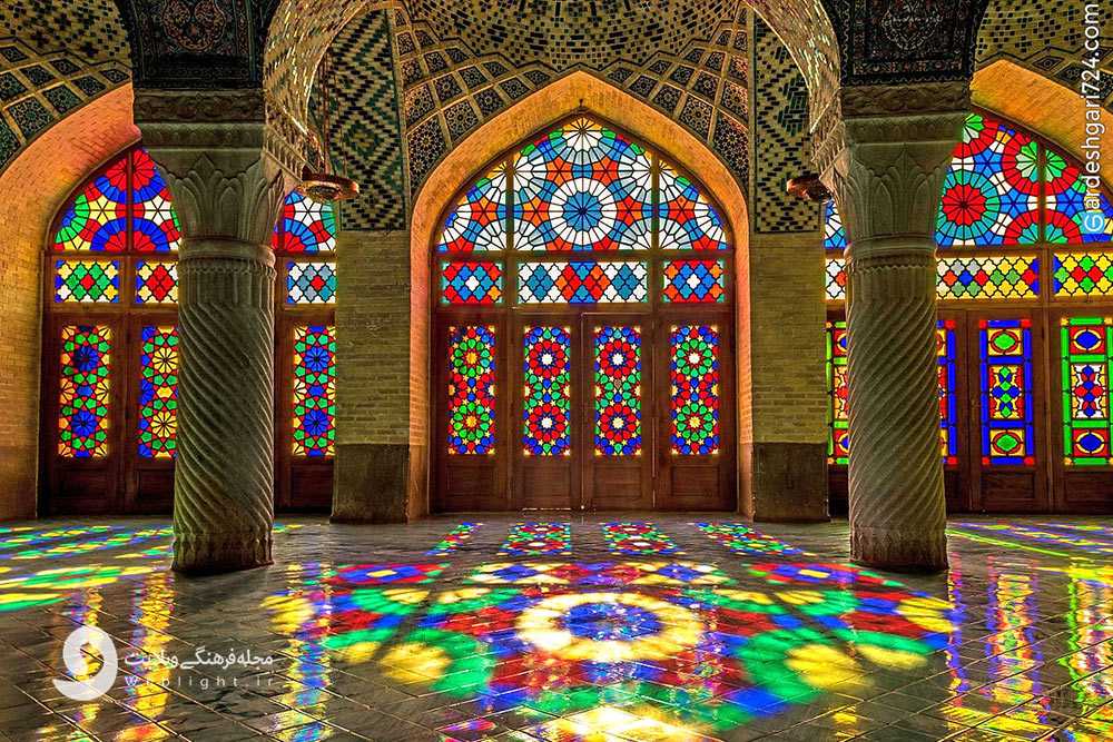 ستون های مسجد نصیر الملک