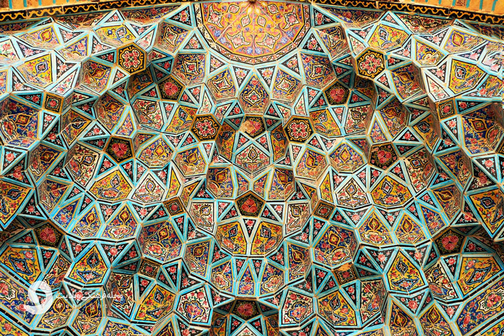 کاشی کاری سقف مسجد نصیرالملک