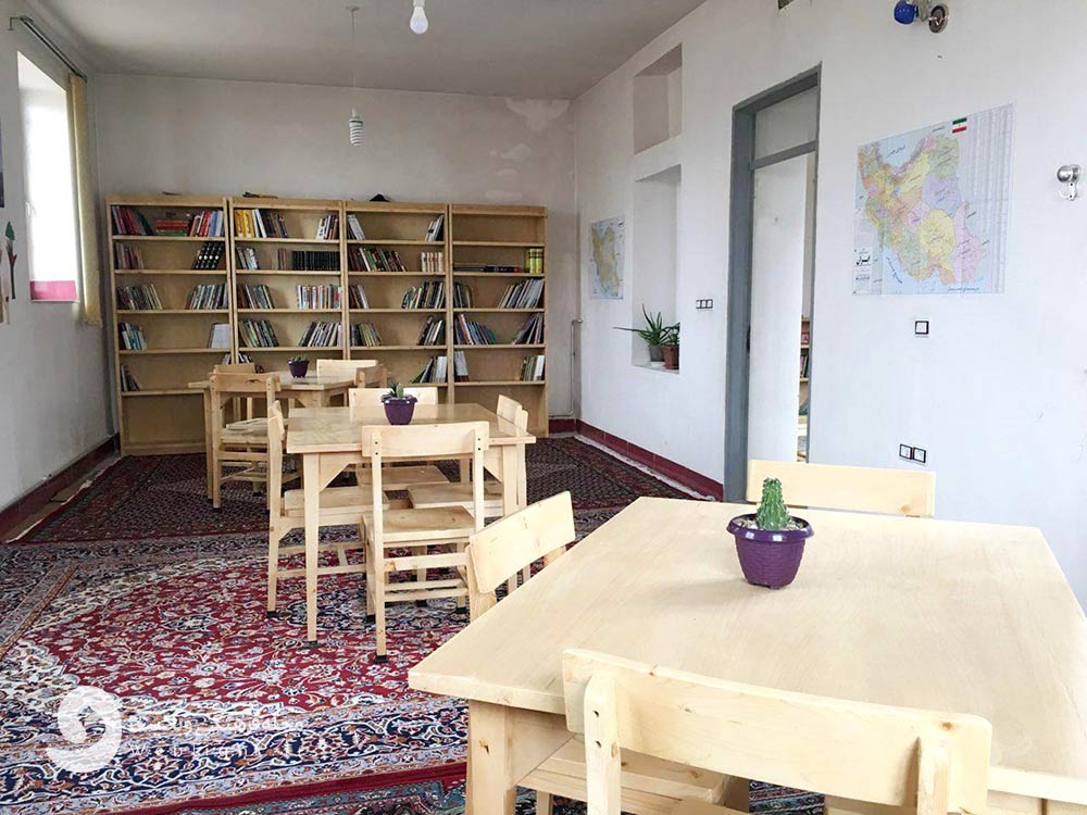 هدیه کتاب به کتابخانه